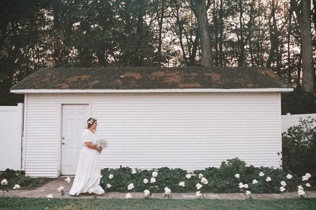 Intimate backyard wedding Inspiration
